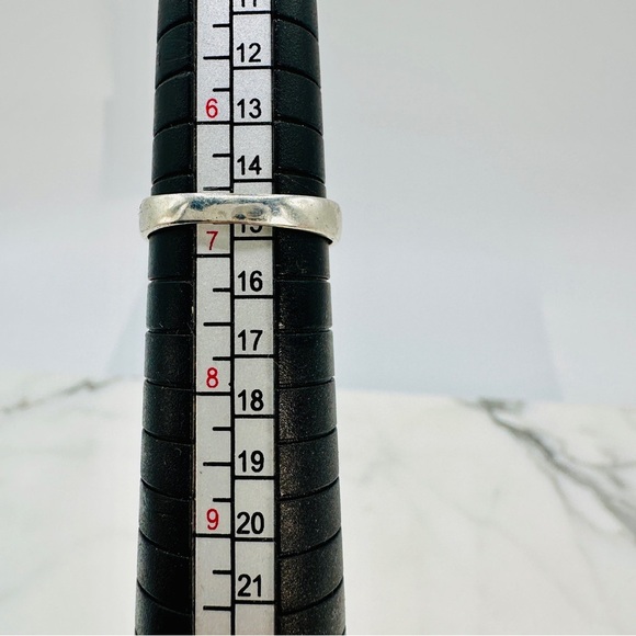 Sterling Silver Ring Garnet  Square Gem  6 3/4 Dainty Modern 925 Unisex - Picture 10 of 12